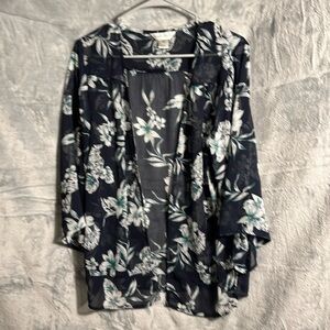 Christopher‎ & Banks kimono top small floral lightweight perfect spring summer